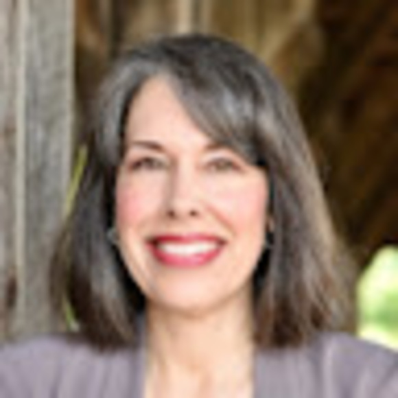 Meet your Posher, Angie - Picture 1 of 1